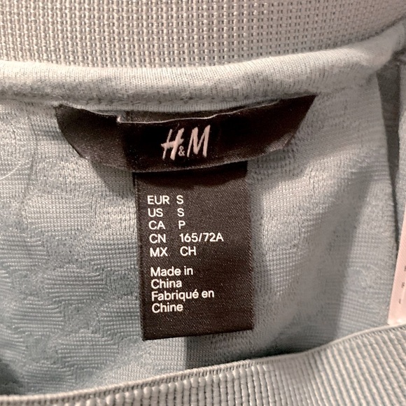 H&M Womens Skirt S Green Textured Pleated Skater Circle Elastic Waistband Casual - Picture 3 of 4